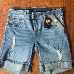 NWT Kut from the Kloth Catherine boyfriend shorts size 0 medium wash